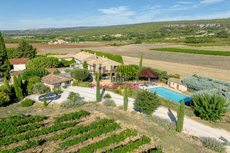  maison joucas 84220
