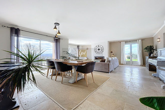  maison joucas 84220