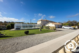  maison juillac-le-coq 16130