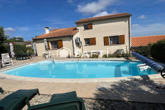  maison juillac-le-coq 16130