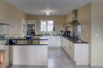  maison l-isle-jourdain 32600