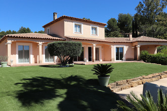  maison la-cadiere-d-azur 83740