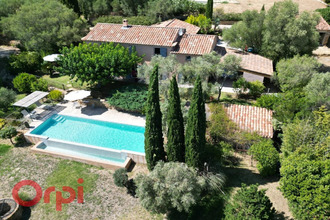  maison la-cadiere-d-azur 83740