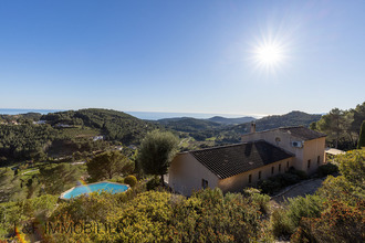  maison la-cadiere-d-azur 83740