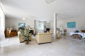  maison la-celle-les-bordes 78720