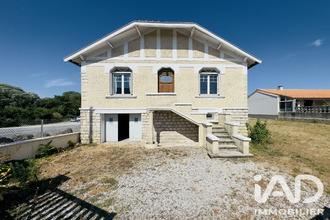  maison la-couronne 16400