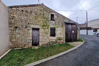  maison la-creche 79260