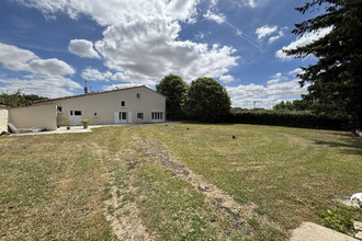  maison la-foye-monjault 79360