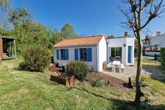  maison la-garnache 85710