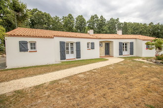  maison la-garnache 85710