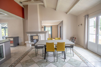  maison la-garnache 85710