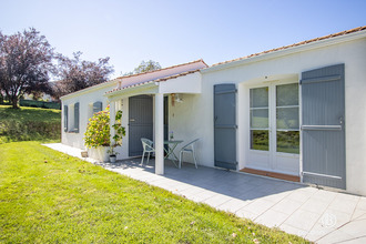  maison la-garnache 85710