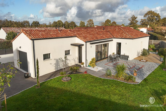  maison la-garnache 85710