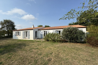  maison la-garnache 85710