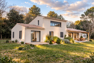  maison la-motte-d-aigues 84240