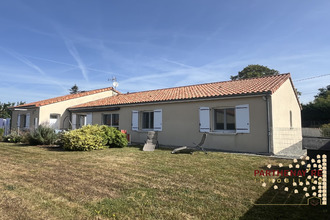  maison la-peyratte 79200