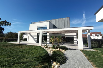  maison la-riche 37520