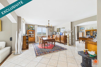  maison la-roche-noire 63800