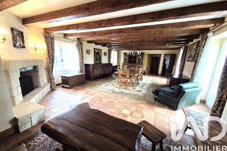  maison la-rochefoucauld 16110