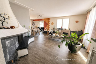  maison la-romagne 49740