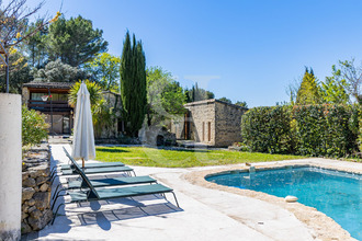 maison la-roque-sur-pernes 84210