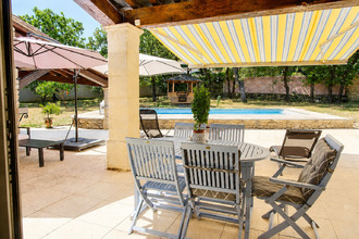  maison la-roque-sur-pernes 84210