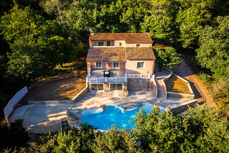  maison la-roquebrussanne 83136