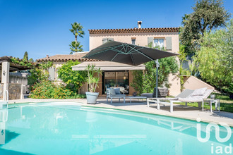  maison la-roquette-sur-siagne 06550