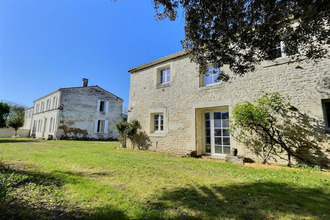  maison la-vallee 17250