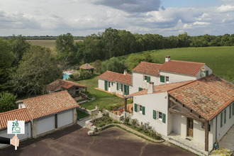  maison lairoux 85400