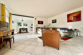  maison lambesc 13410