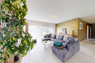  maison lapeyrouse-mornay 26210