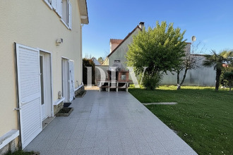  maison larchant 77760