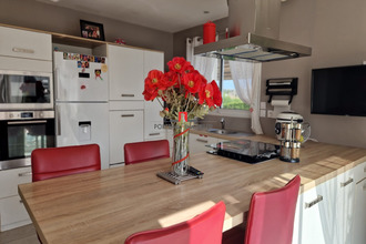  maison laruscade 33620