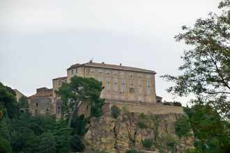  maison lauris 84360
