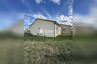  maison lavoux 86800