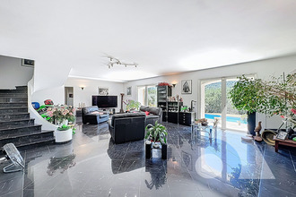  maison le-cannet-des-maures 83340