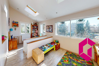  maison le-chambon-feugerolles 42500