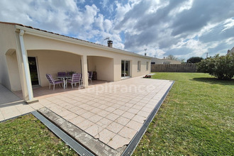  maison le-chay 17600