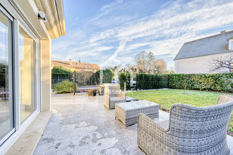  maison le-mesnil-le-roi 78600