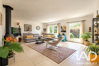  maison le-mesnil-st-denis 78320