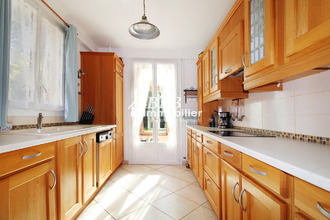  maison le-perray-en-yvelines 78610