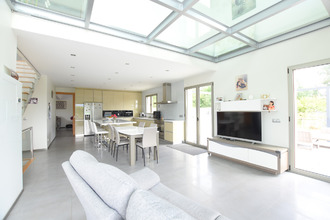  maison le-perray-en-yvelines 78610