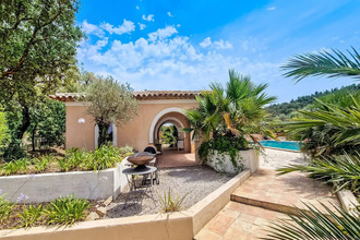  maison le-plan-de-la-tour 83120