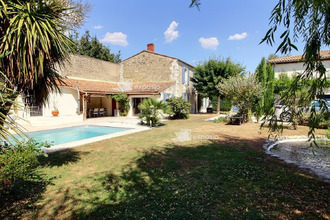  maison le-vanneau-irleau 79270