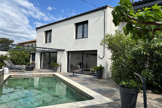  maison les-angles 30133