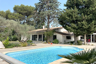  maison les-angles 30133