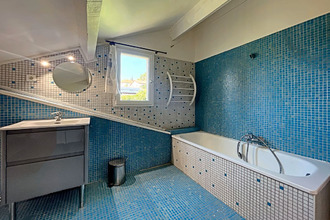  maison les-angles 30133