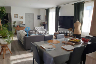  maison les-angles 30133