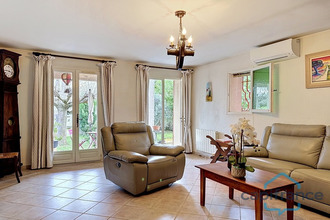  maison les-angles 30133